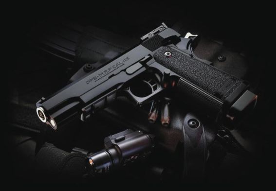 年少执枪,狙击步枪,霰弹枪,克洛克 —— 枪枪带感.