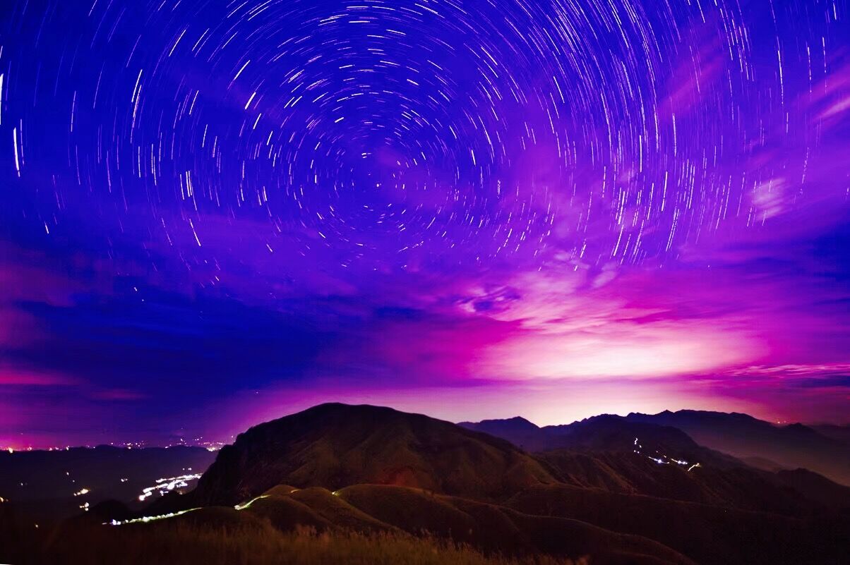 五一假期江西武功山人间仙境天上草原徒步露营观万里云海星空日出