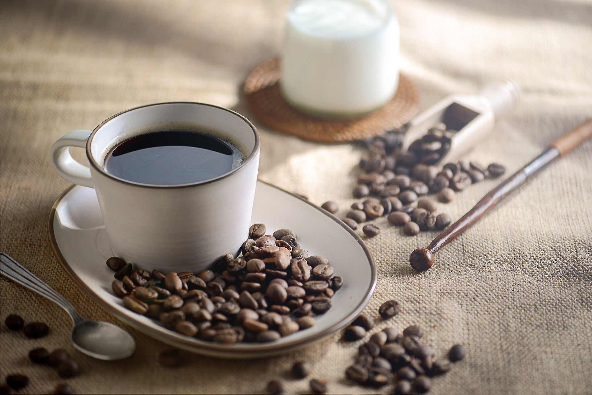 “插袋咖啡”，会成为疫情下解决外卖痛点的新形式吗？