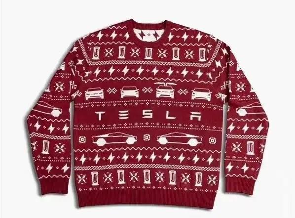 爱整活的特斯拉出圣诞毛衣，网友：推特员工穿了能免裁员吗？